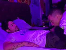 Acordei meu amigo com o melhor boquete - Gabriel Martins