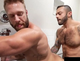 Hot Pilot Random Bathroom Hook-up wt Sexy Businessman - Drew Valentino, Brogan - RagingStallion