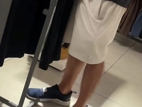 DANDO PRA UM BOY PUTO NO PROVADOR DA LOJA NO SHOPPING. QUASE NOS PEGARAM. - FREE