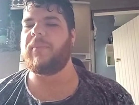 Gordo Acorda Namorado Magrinho Querendo Pau - Parte 1 (COMPLETO NO XVIDEOS RED E SHEER)
