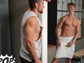 Muscular Bottom Felix Fox Gets His Asshole Rough Pounded By Dante Colle's Hard Cock - TWINKPOP